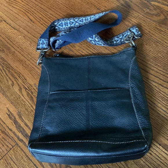 The Sak crossbody purse - Picture 2 of 8